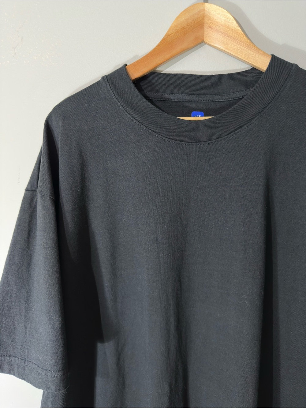 Yeezy Gap Tee - Picture 2 of 4